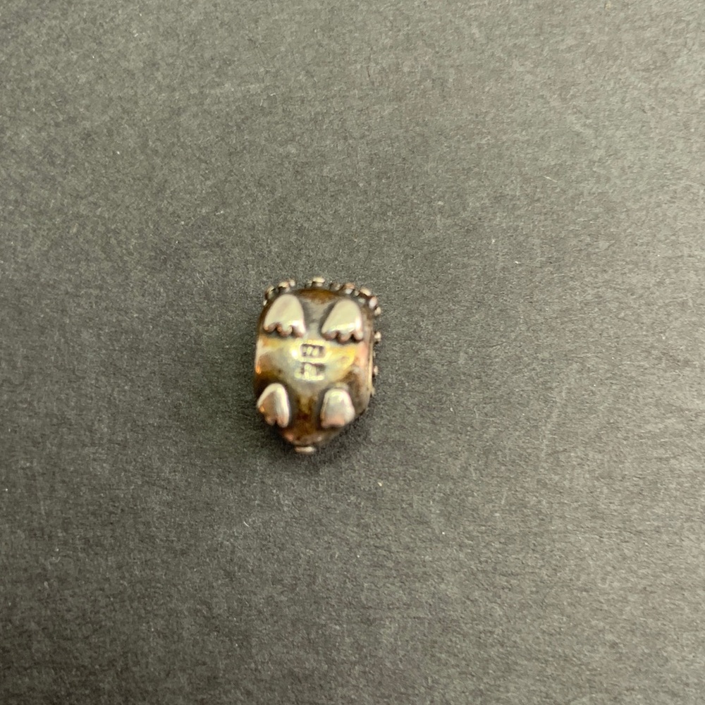 Pandora Hedgehog Charm Bead in Antique Silver Tone - Picture 3 of 3